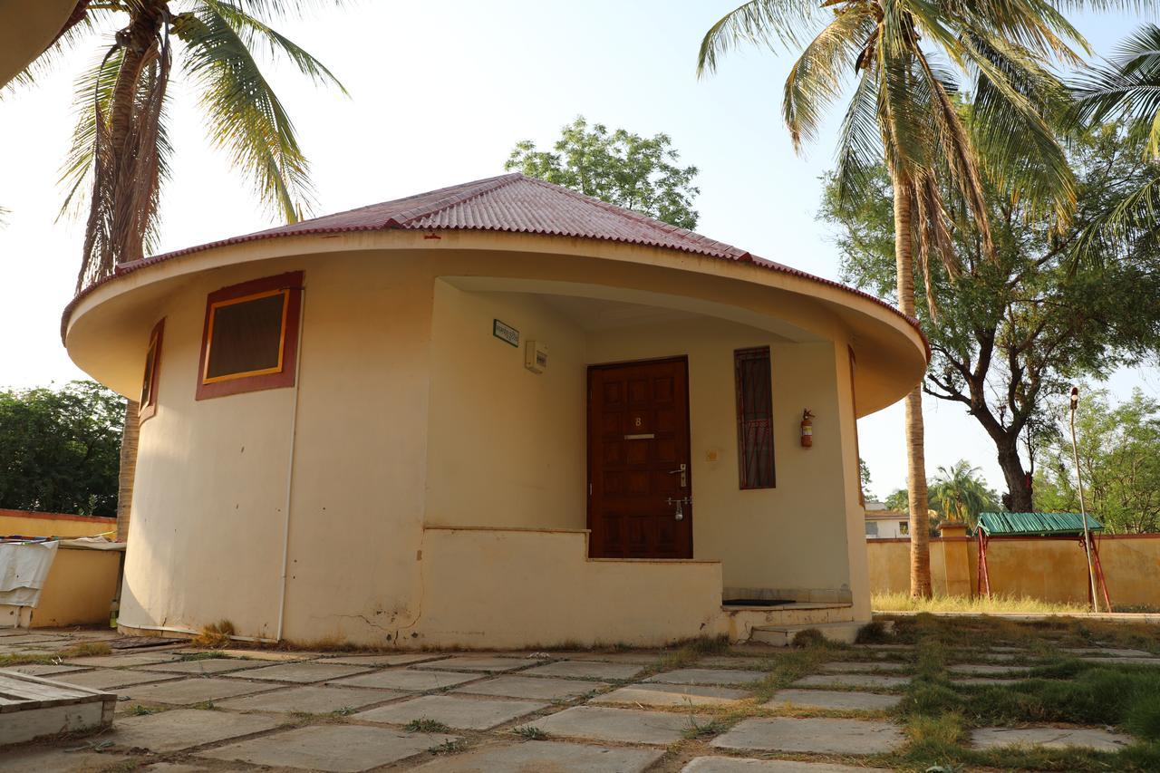 Stay Guru Resort Farm Villa Bhudzs Kültér fotó